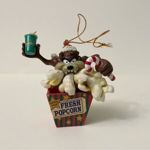 VTG 97 Looney Tunes Warner Bro Tasmanian Devil Movie Popcorn Christmas Ornament